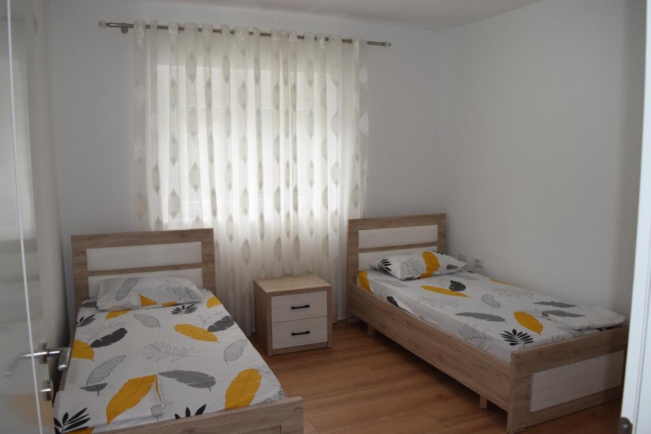 Apartment in Pogradec Buitenkant foto