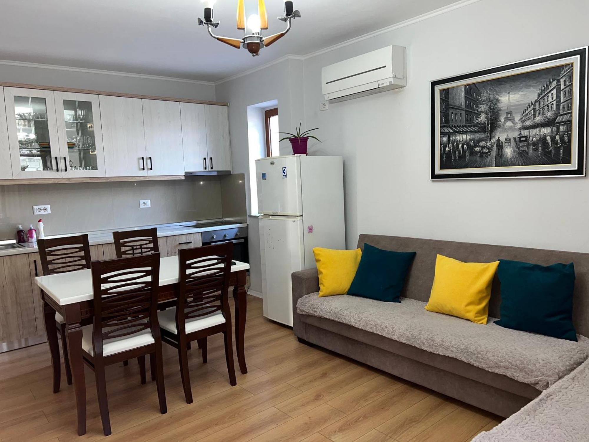 Apartment in Pogradec Buitenkant foto